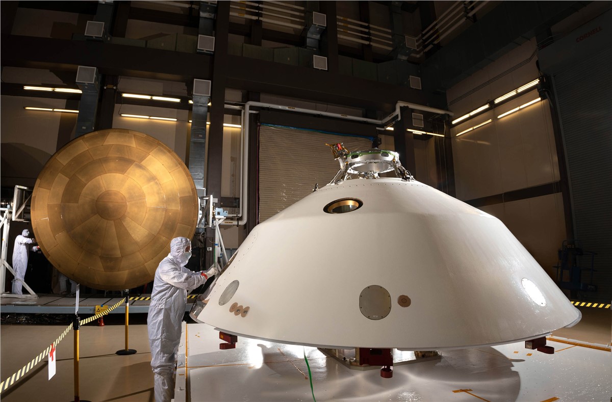 LM Delivers Mars 2020 Rover Aeroshell to Launch Site