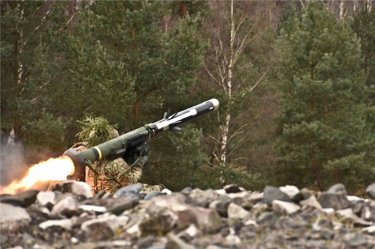 Ukraine Javelin Missiles and Command Launch Units