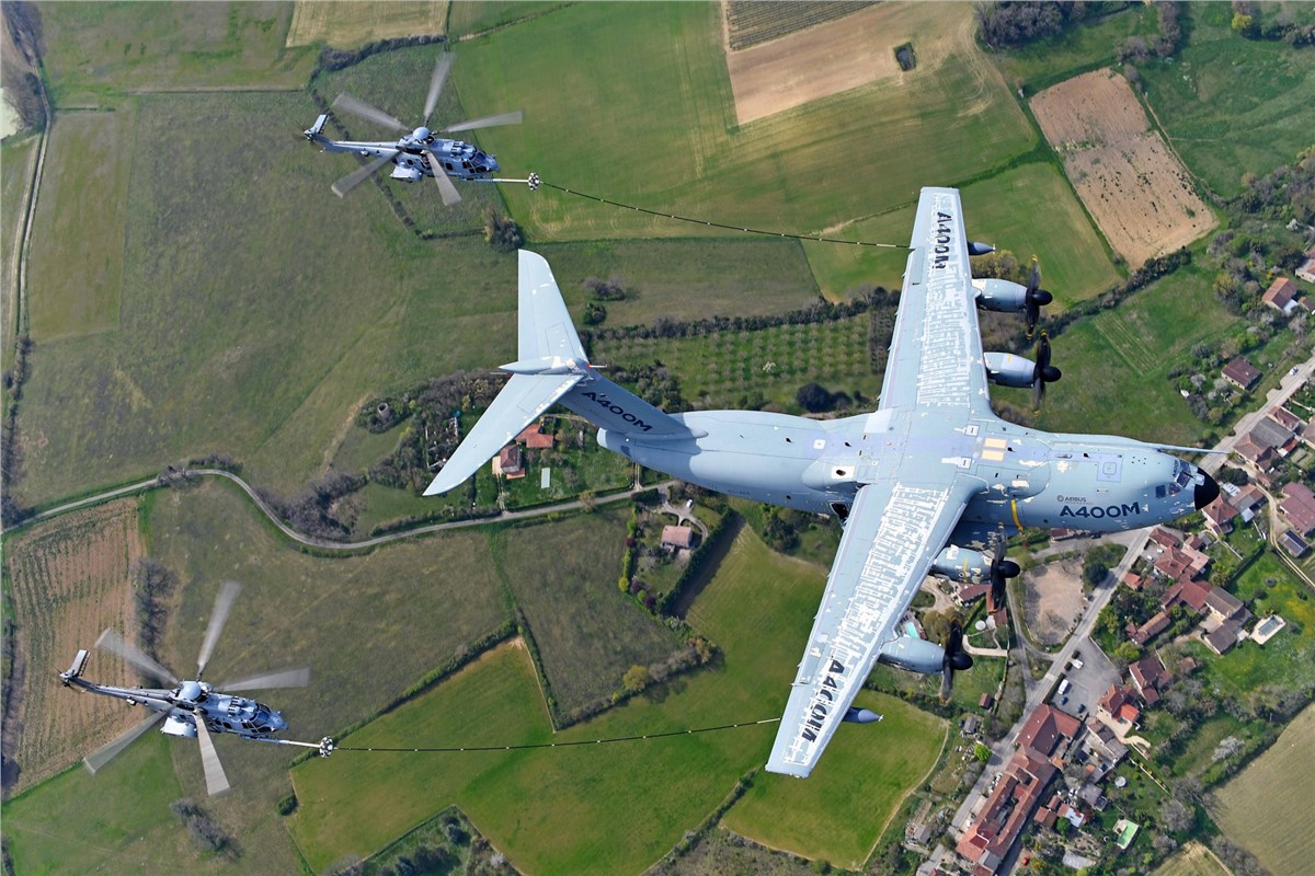 Airbus A400M Conducts Major Helicopter Refuelling Certificat