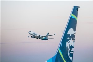  Alaska Airlines &copy;