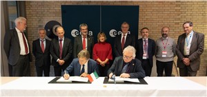 Comet Interceptor contract signing