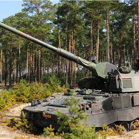 Image - Bundeswehr Orders 10 New Type Pzh 2000 Tank Howitzers