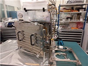 Metal 3D printer for the ISS