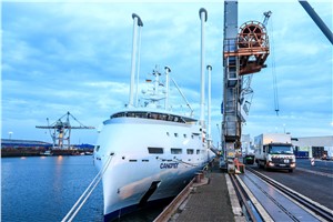 Canopee in Bremen harbour