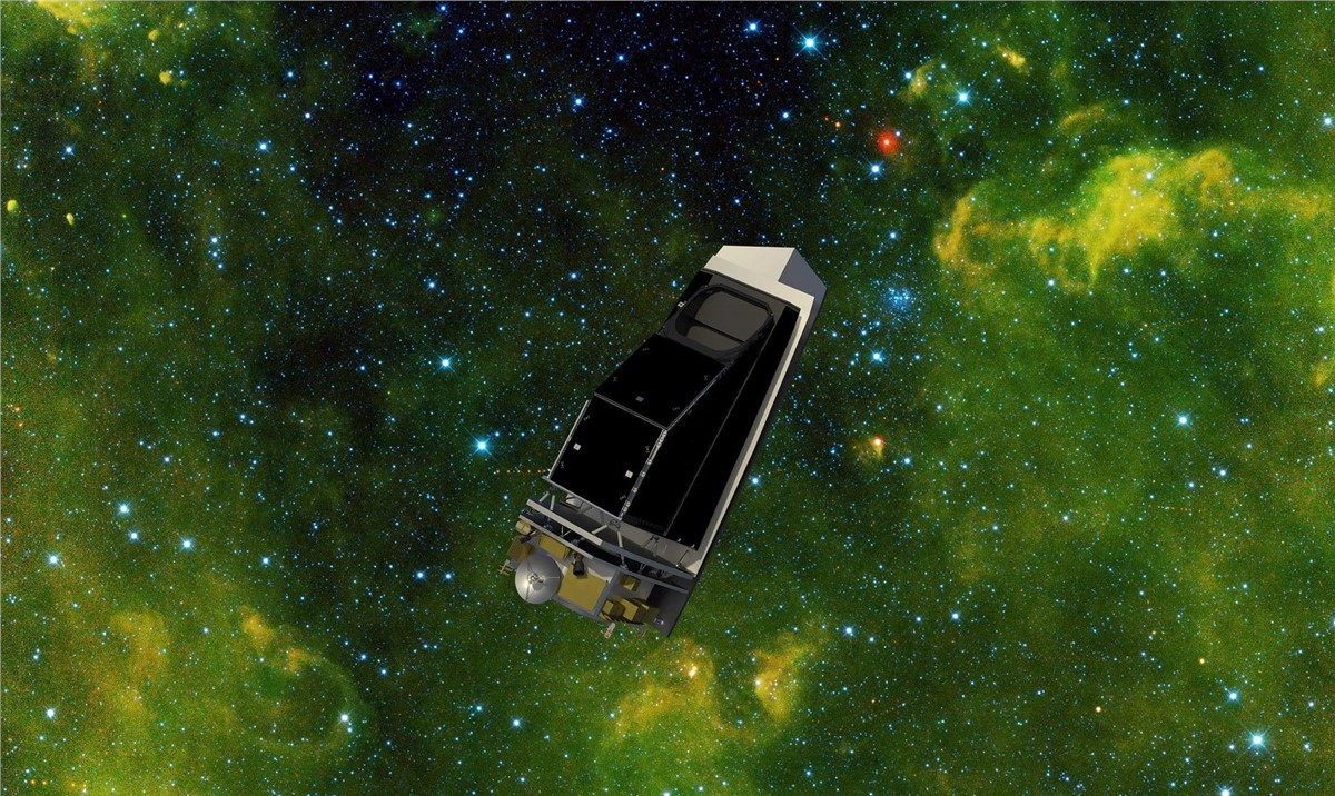 NASA's new experimental antenna tracks deep space laser