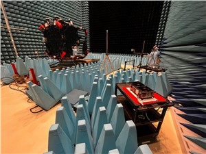 Hera and CubeSats in Maxwell chamber