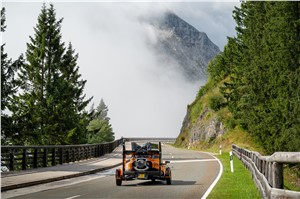 The PAL-V Liberty driving in the Austria