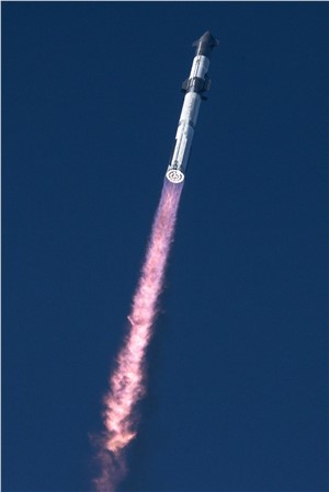  SpaceX &copy;