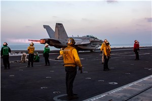  US Navy &copy;
