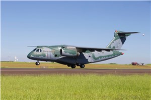  Embraer &copy;