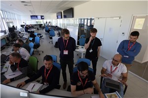 Proba-3 mission team in the ESEC control room J. Versluys  &copy;