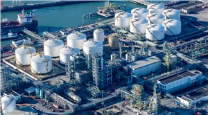 Neste renewables refinery in Rotterdam Neste &copy;