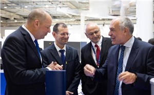 Signing ceremony at DEFEA Israel Aerospace Industries (IAI) &copy;