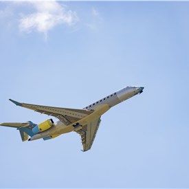 First Production Aircraft of World's Fastest Business Jet, the Bombardier Global 8000, Completes Flawless Inaugural Flight
