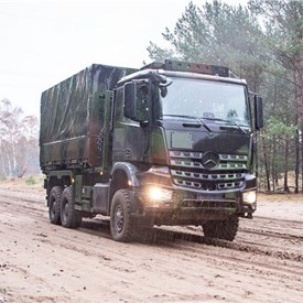 Daimler Truck Receives Major Order from Bundeswehr's Mobility Service Provider BwFuhrparkService