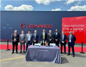  Leonardo &copy;