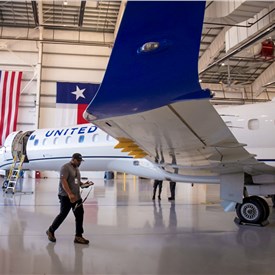 Image - Embraer Signs Maintenance Contract With CommuteAir for its New Dallas-fort Worth MRO Facilities