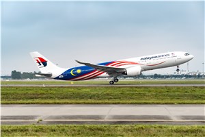  Airbus Commercial Aircraft &copy;