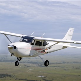 Cessna Skyhawk Soars With Enhanced Efficiency: Solid-state Dual Electronic Ignition System Introduced to the Industry-leading Piston