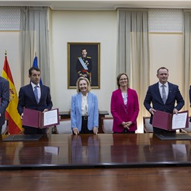 Image - Indra Group and Bittium Sign Agreement of Intent to Collaborate on a Fully European Military Tactical Radio Communications Solution