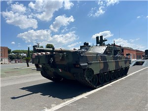  Iveco Defence Vehicles (IDV) &copy;