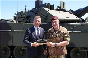  Iveco Defence Vehicles (IDV) &copy;