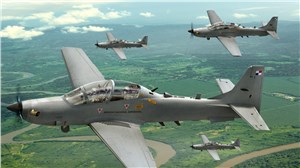  Embraer &copy;