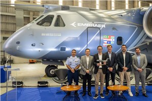  Embraer &copy;