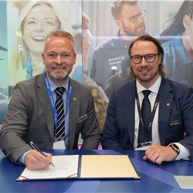 MOU Sets Babcock and KNL on The Same Frequency