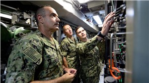  U.S. Navy &copy;