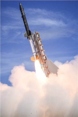Kratos Oriole SRM in upper stage. Kratos Defense & Security Solutions &copy;