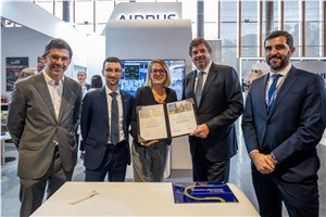  Airbus Commercial Aircraft &copy;