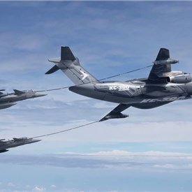 Image - Gripen E and KC-390 Millennium complete refuelling certification flights