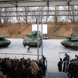Roll-out of the KNDS LEOPARD 2A8 and PzH 2000 Systems