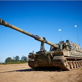 Image - Indra and Hanwha Sign a Binding Agreement for the Development of Innovative Self-propelled Artillery Systems