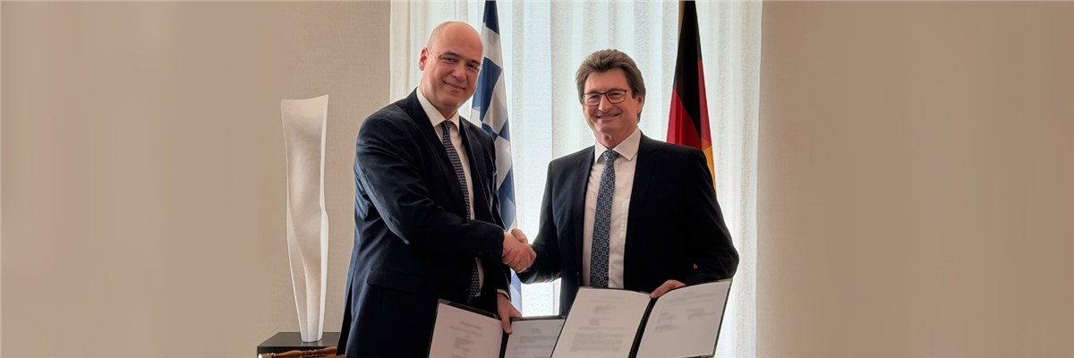 Diehl Defence and Hellenic Defence Systems Renew Partnership on IRIS-T  Diehl Defence &copy;